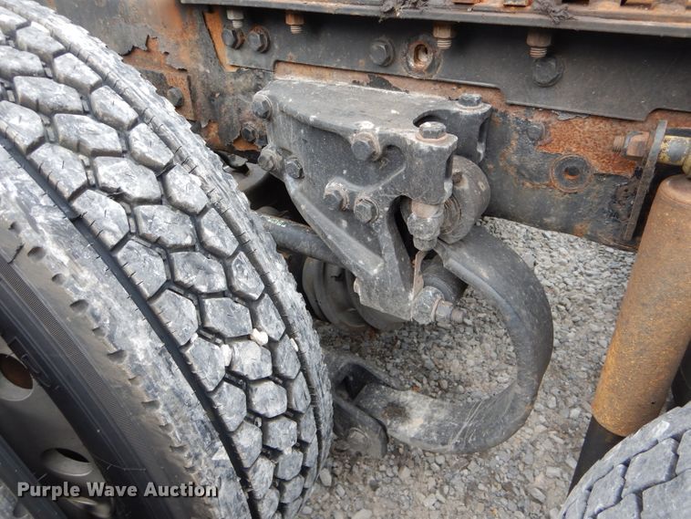 image for item DE8514 2007 Kenworth T600 semi truck