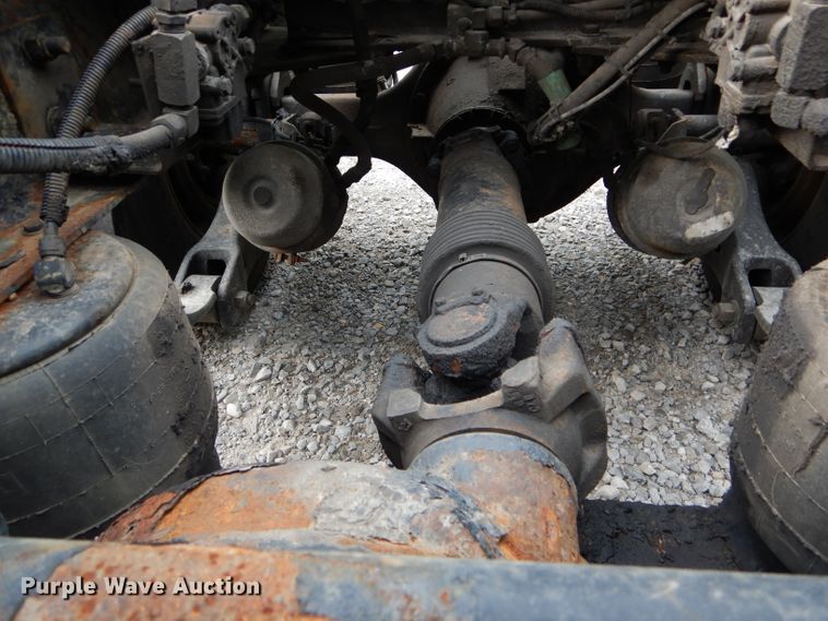 image for item DE8514 2007 Kenworth T600 semi truck