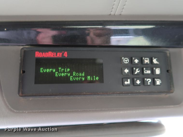 image for item DG4076 2011 Kenworth T800 semi truck