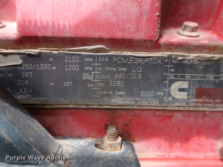 image for item DG4076 2011 Kenworth T800 semi truck