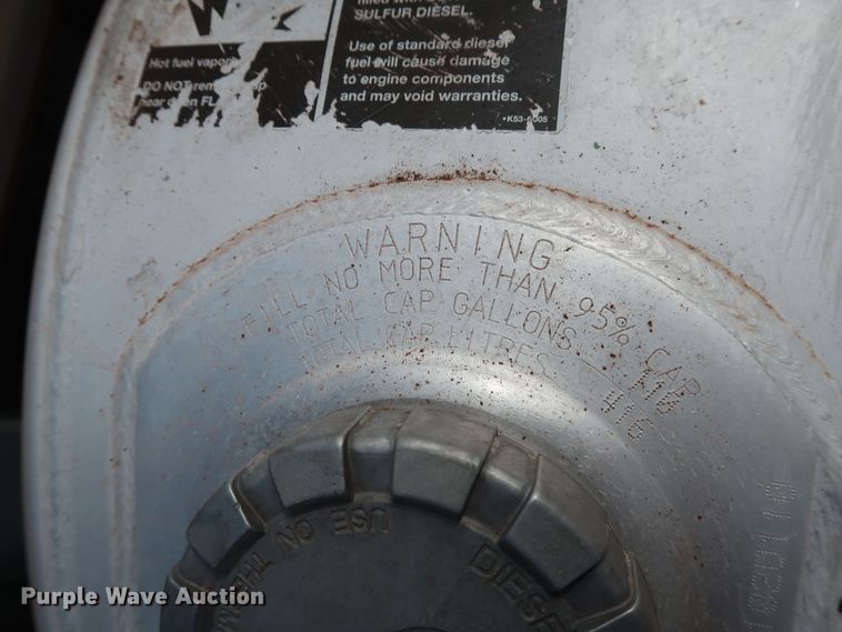 image for item DG4076 2011 Kenworth T800 semi truck