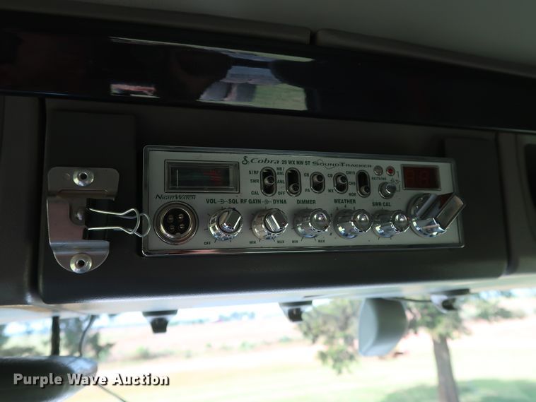 image for item DG4077 2012 Kenworth T800 semi truck