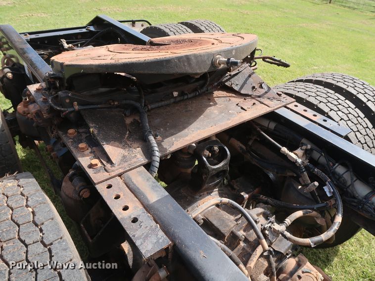 image for item DG4077 2012 Kenworth T800 semi truck