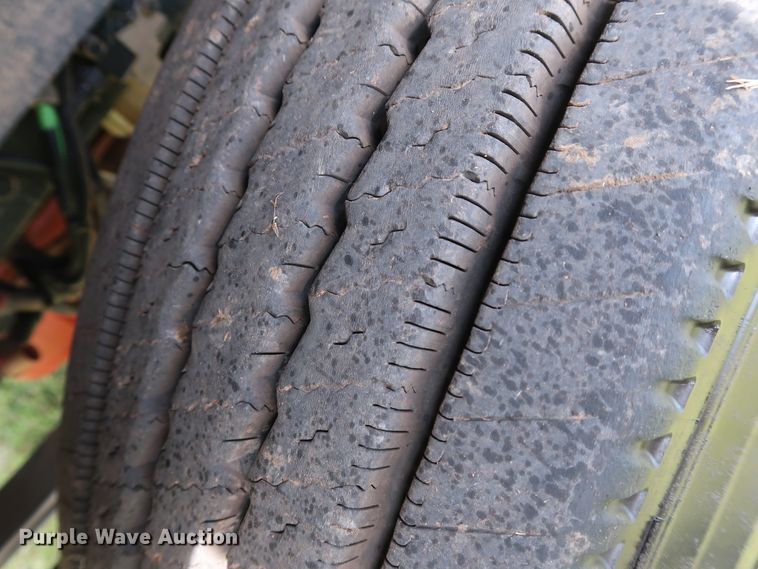 image for item DG4077 2012 Kenworth T800 semi truck