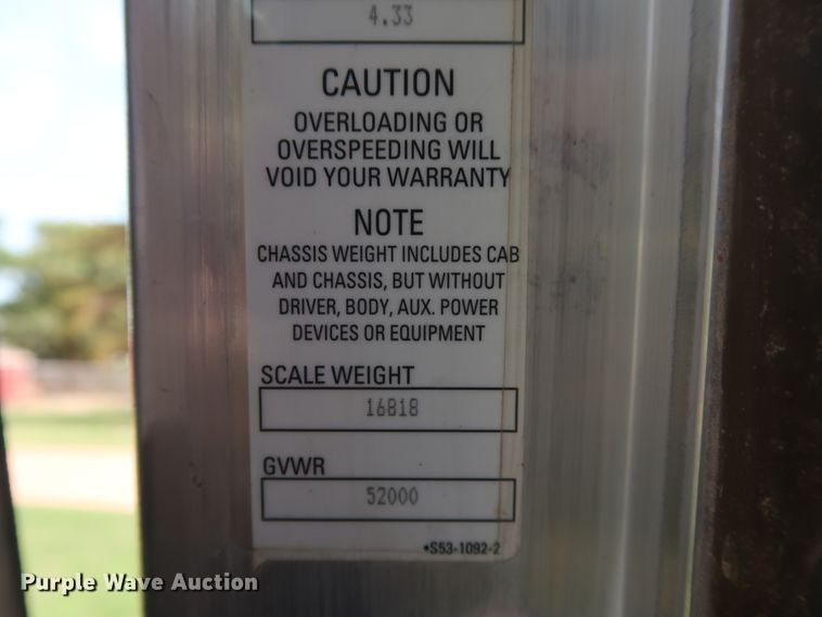 image for item DG4077 2012 Kenworth T800 semi truck