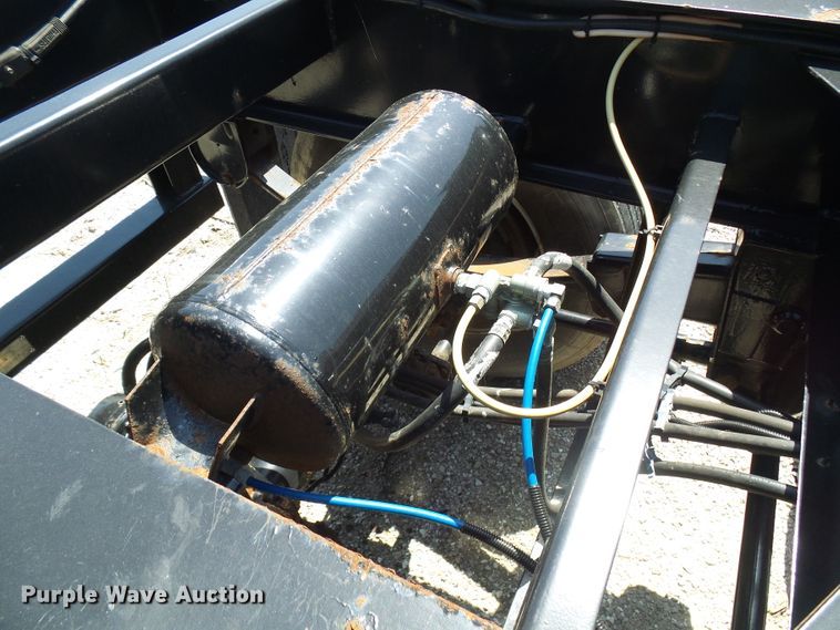 image for item DI0504 2009 Hyundai CGN403-516 trailer