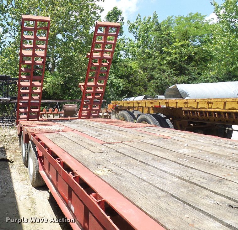 image for item DI0510 1980 Load King drop deck equipment trailer