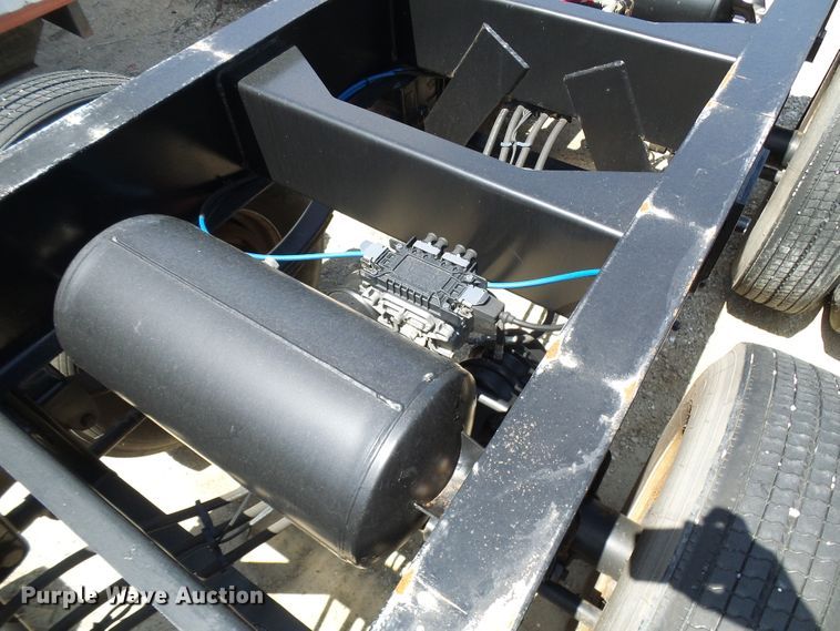 image for item DI0513 2010 Hyundai CGN403-516 trailer