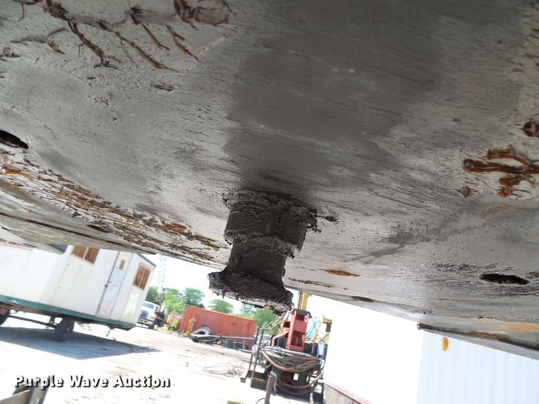 image for item DI0513 2010 Hyundai CGN403-516 trailer