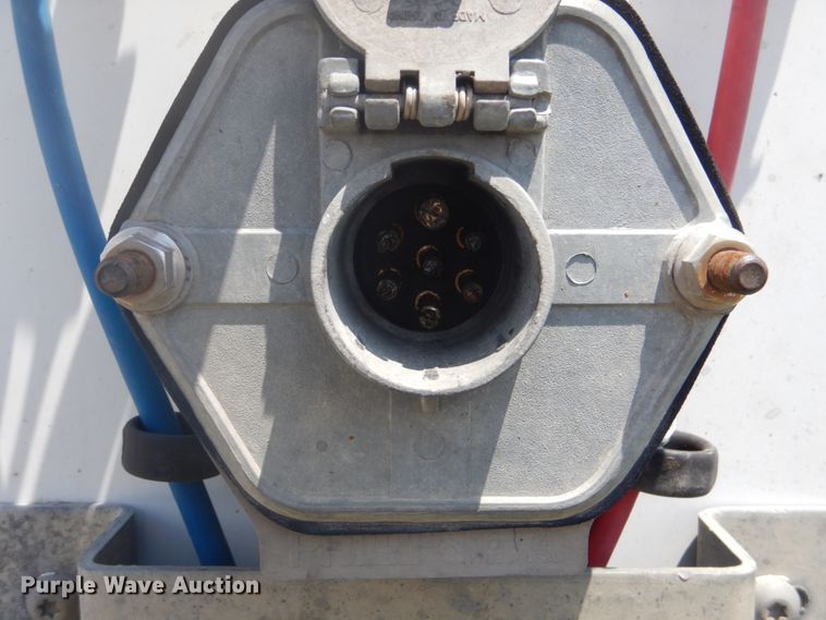 image for item DI2250 2009 Vanguard VIP4000 dry van trailer