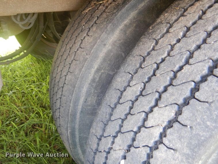 image for item DI2250 2009 Vanguard VIP4000 dry van trailer