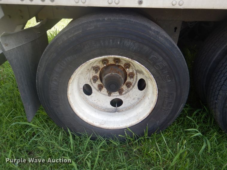 image for item DI2250 2009 Vanguard VIP4000 dry van trailer