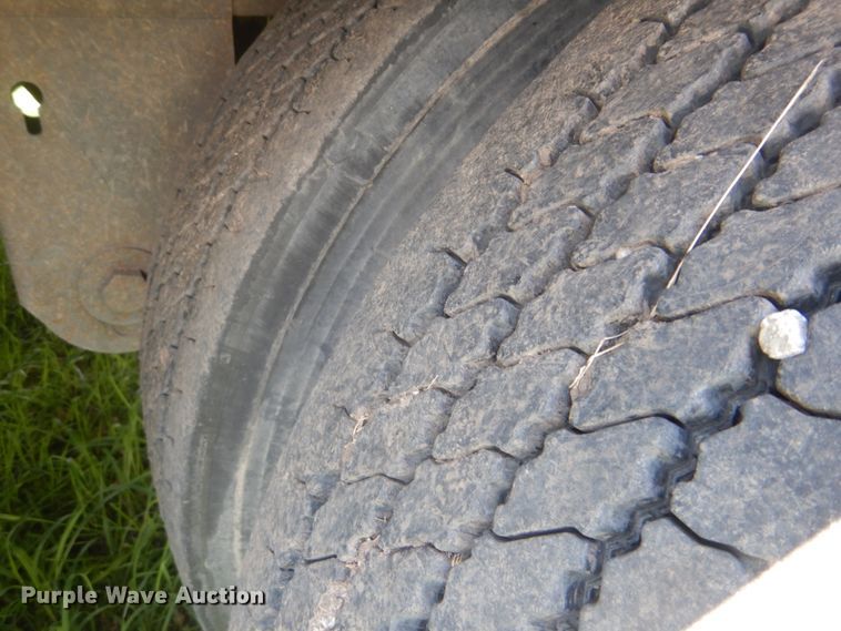 image for item DI2250 2009 Vanguard VIP4000 dry van trailer