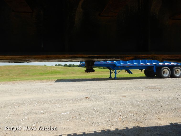 image for item ED9400 1999 Transcraft drop deck trailer