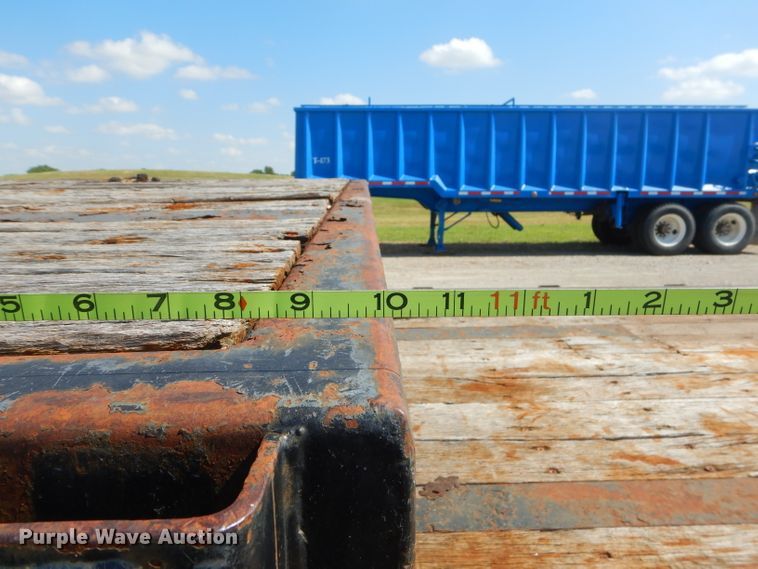 image for item ED9400 1999 Transcraft drop deck trailer