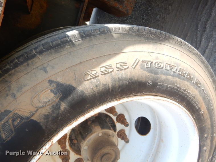 image for item ED9400 1999 Transcraft drop deck trailer