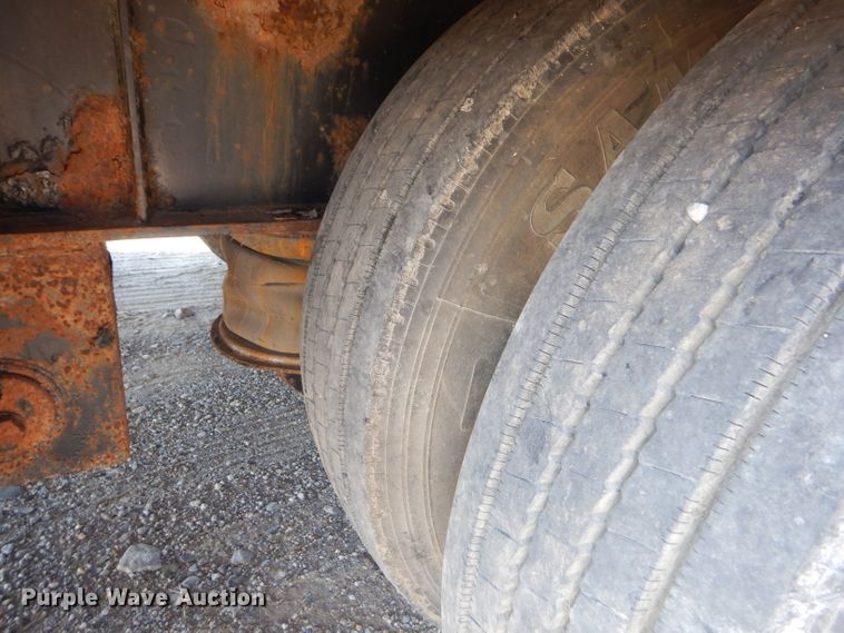 image for item ED9400 1999 Transcraft drop deck trailer