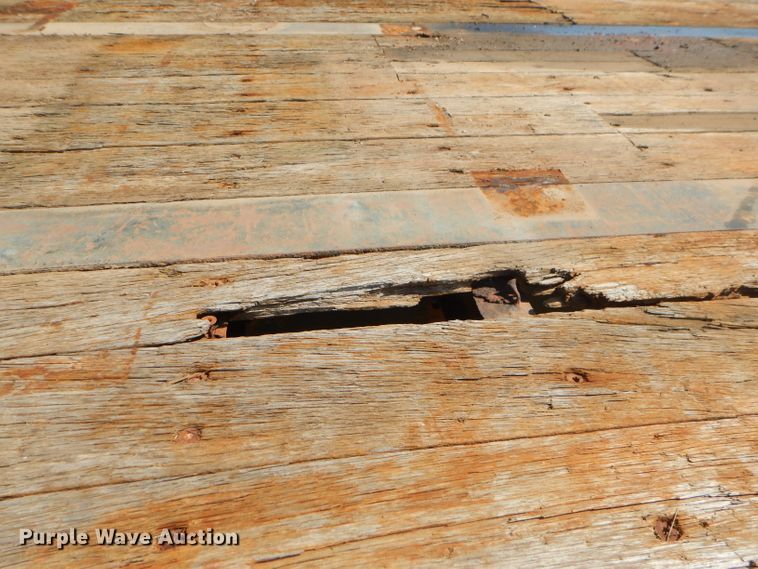 image for item ED9400 1999 Transcraft drop deck trailer