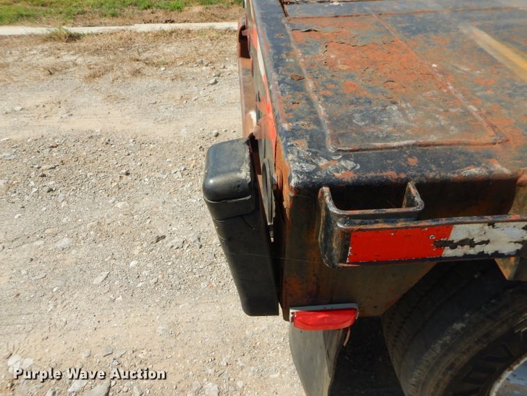 image for item ED9400 1999 Transcraft drop deck trailer