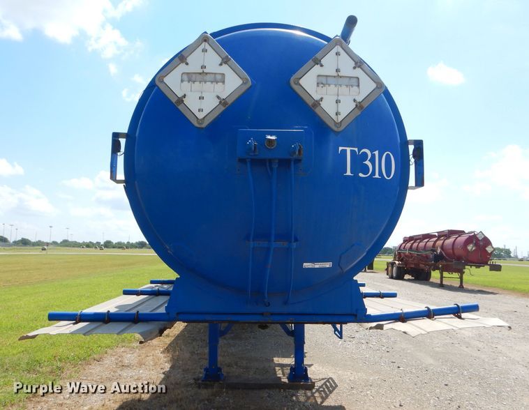 image for item ED9404 2008 Overland Acid acid trailer