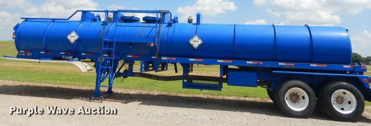 image for item ED9404 2008 Overland Acid acid trailer