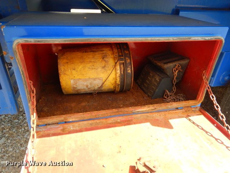 image for item ED9404 2008 Overland Acid acid trailer