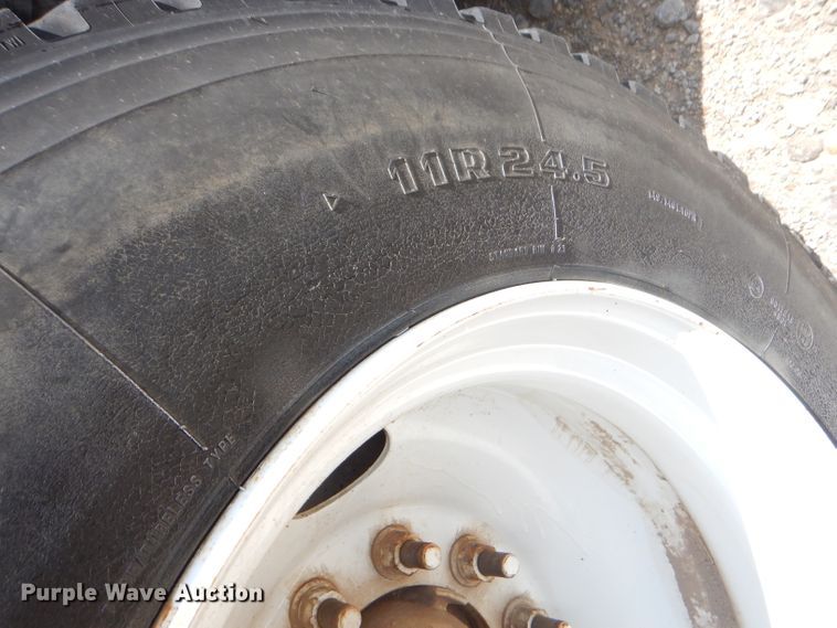 image for item ED9404 2008 Overland Acid acid trailer