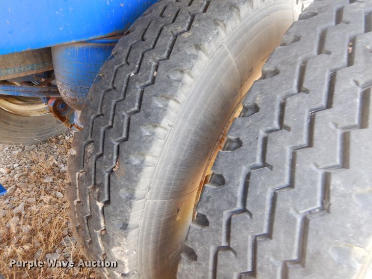 image for item ED9404 2008 Overland Acid acid trailer