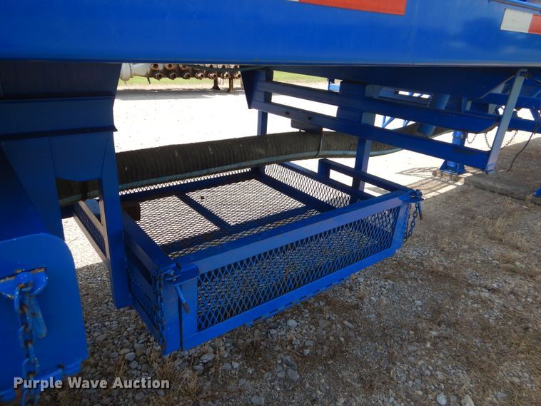 image for item ED9404 2008 Overland Acid acid trailer