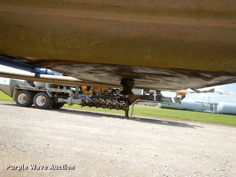 image for item ED9404 2008 Overland Acid acid trailer