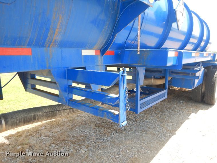 image for item ED9404 2008 Overland Acid acid trailer