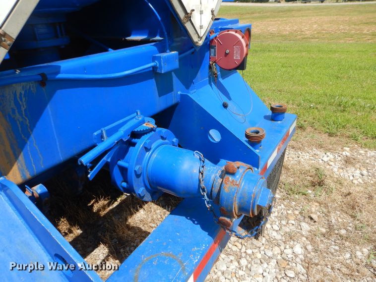 image for item ED9404 2008 Overland Acid acid trailer