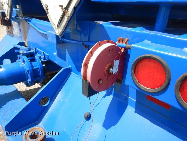 image for item ED9404 2008 Overland Acid acid trailer