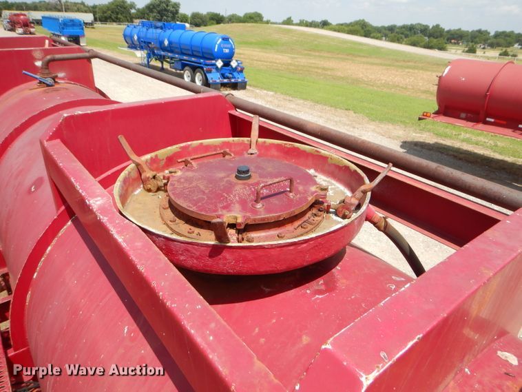 image for item ED9405 2005 Fort Worth tank trailer