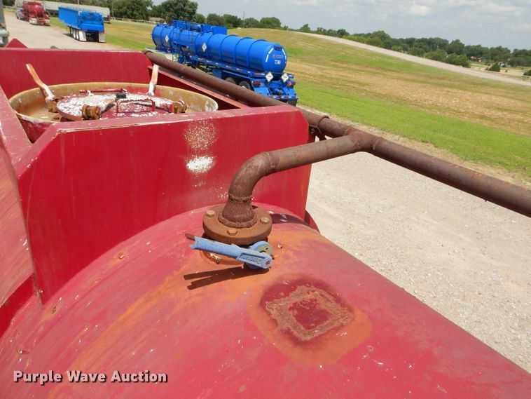 image for item ED9405 2005 Fort Worth tank trailer