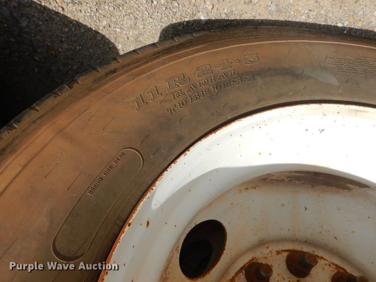 image for item ED9407 2005 Fort Worth tank trailer