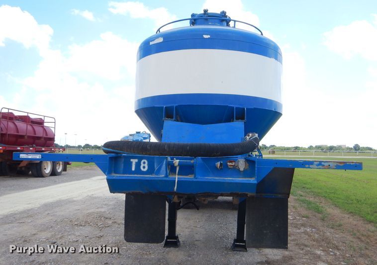 image for item ED9408 2006 Shop built cement bulk trailer