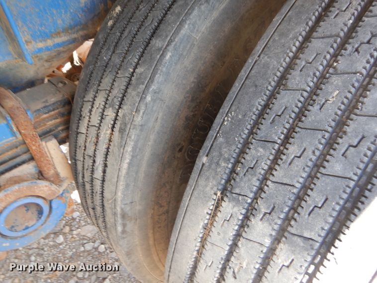 image for item ED9408 2006 Shop built cement bulk trailer