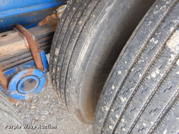 image for item ED9408 2006 Shop built cement bulk trailer