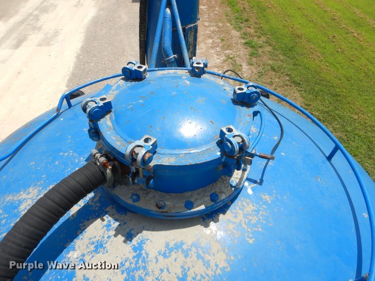 image for item ED9408 2006 Shop built cement bulk trailer