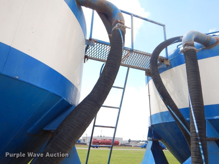 image for item ED9408 2006 Shop built cement bulk trailer