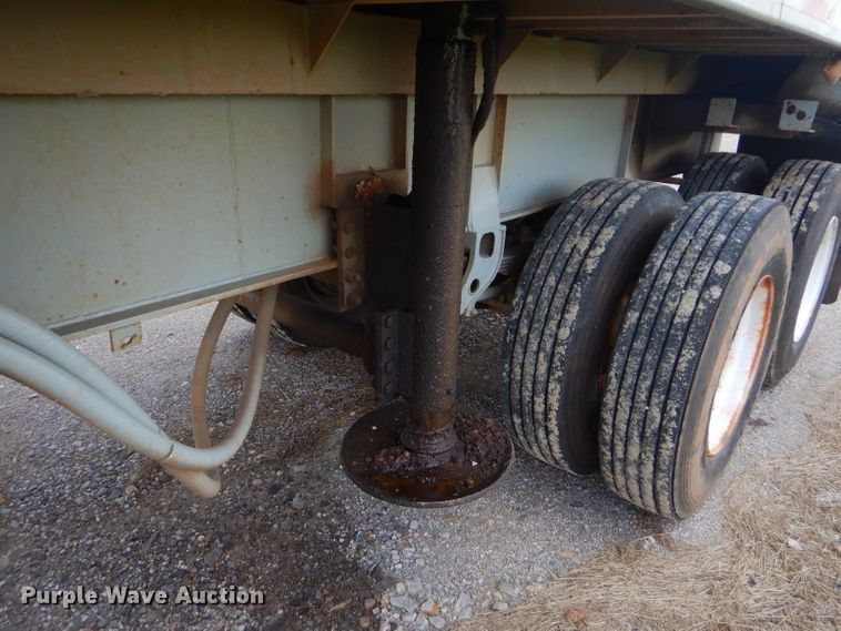image for item ED9411 1981 Rogers end dump trailer