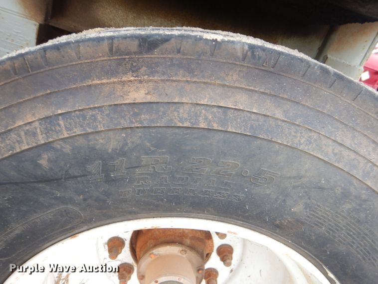 image for item ED9411 1981 Rogers end dump trailer