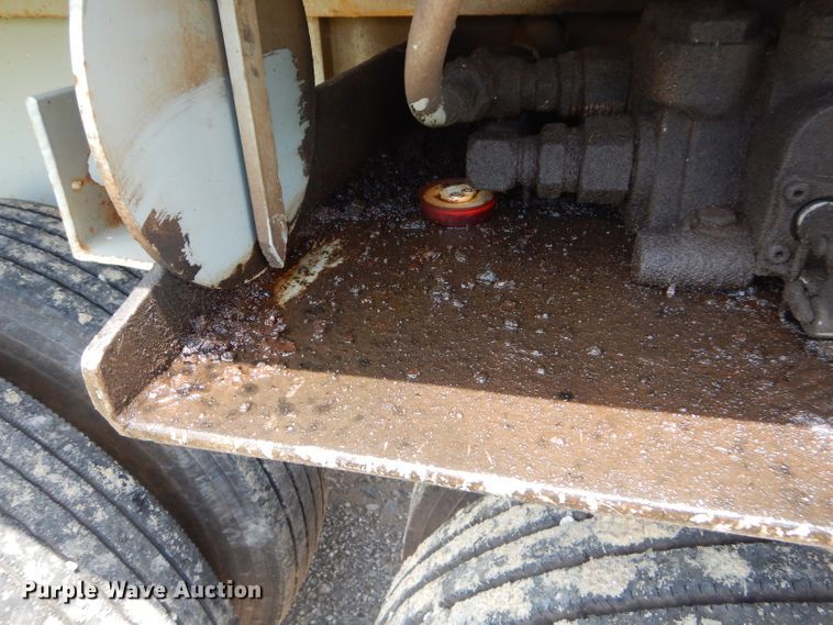 image for item ED9411 1981 Rogers end dump trailer