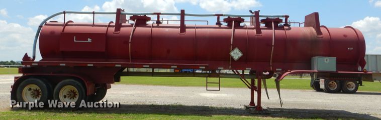 image for item ED9412 2010 Tiger tank trailer