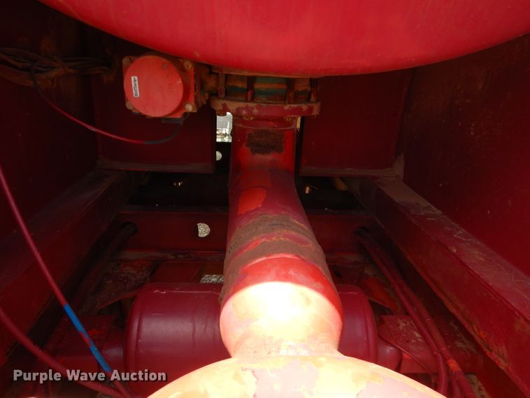 image for item ED9412 2010 Tiger tank trailer