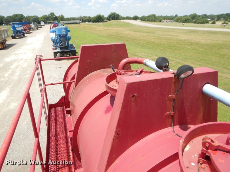 image for item ED9412 2010 Tiger tank trailer