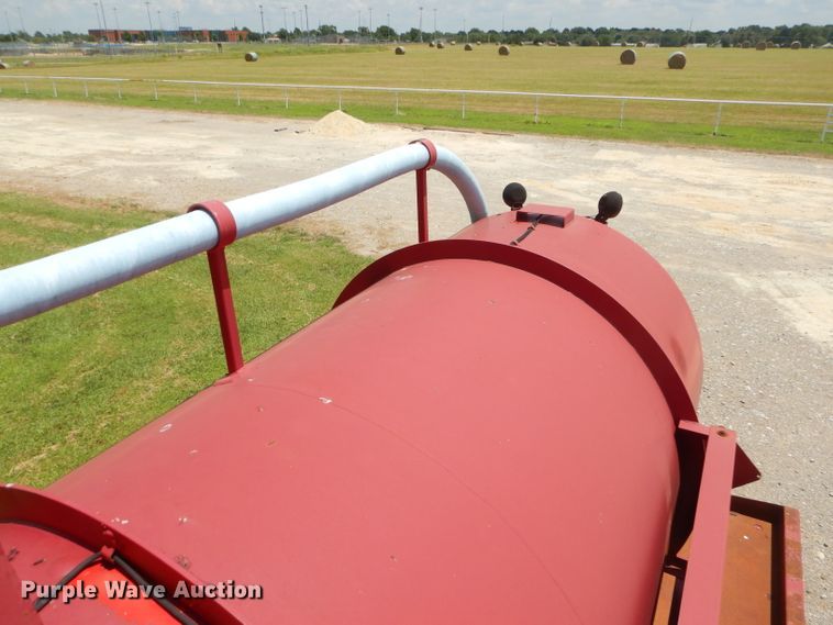 image for item ED9412 2010 Tiger tank trailer