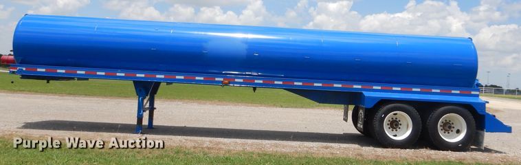 image for item ED9413 2007 Tank trailer