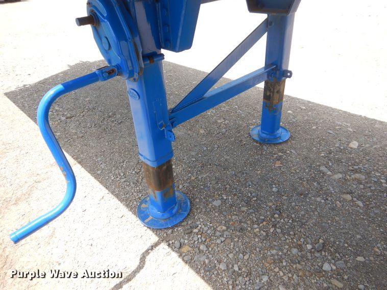 image for item ED9413 2007 Tank trailer